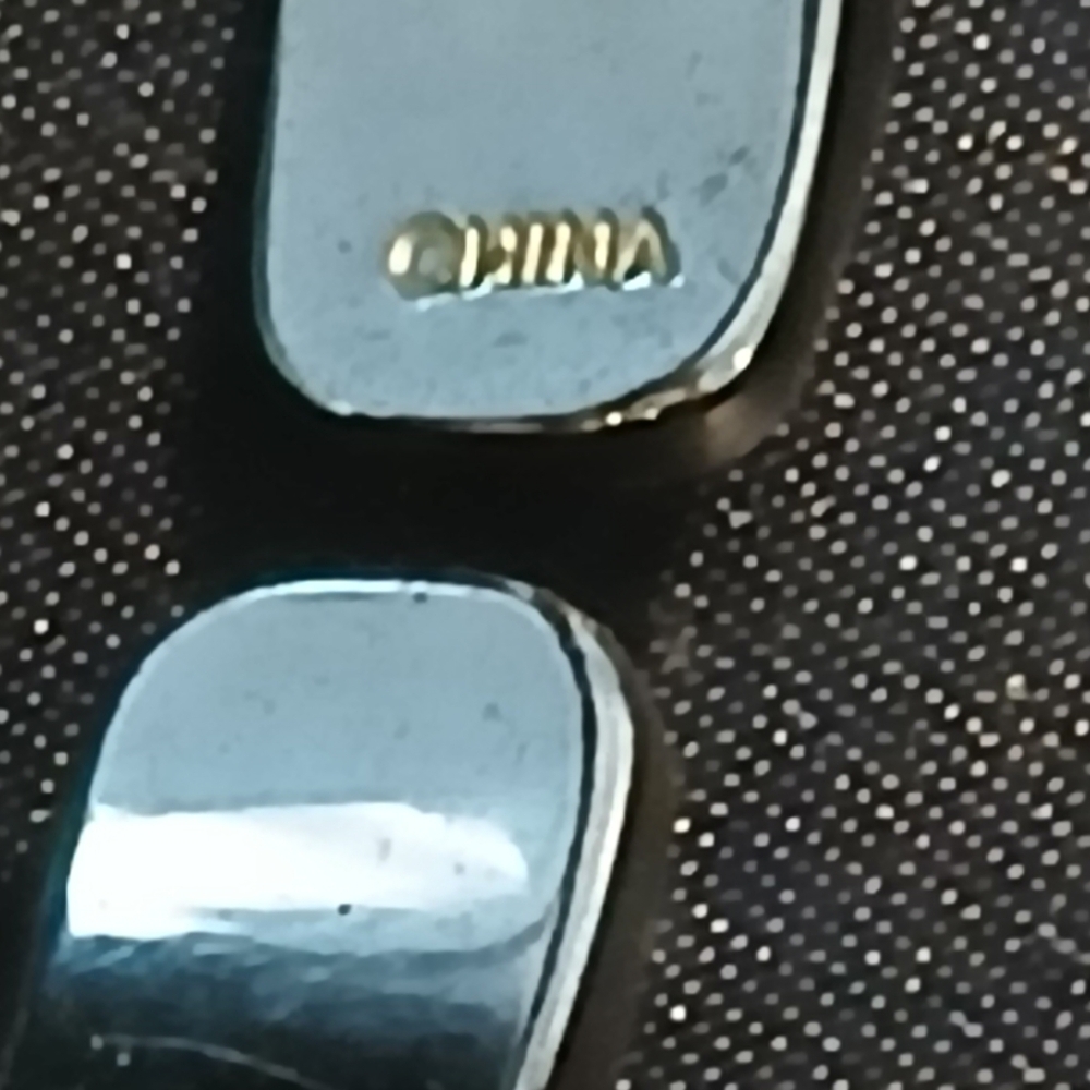 Fada Ind~Quartz Watch~Silver Tone~ Zebra 🦓 Stripe Cuff Band - Picture 13 of 17
